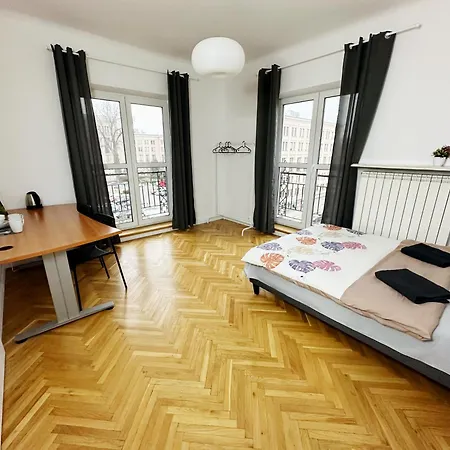 Fantastic-inn - Warecka *