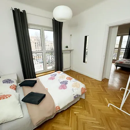 Fantastic-inn - Warecka